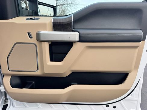 Used 2021 Ford F250 Lariat w/ Lariat Ultimate Package image 27