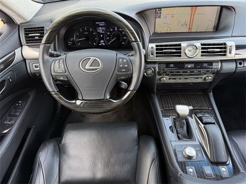 Used 2017 Lexus LS 460 L image 11