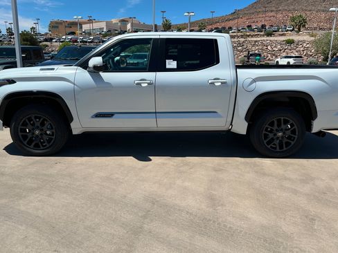 New 2026 Toyota Tundra Platinum AWD/4WD image 2