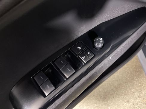 Used 2025 Toyota Camry LE FWD image 16