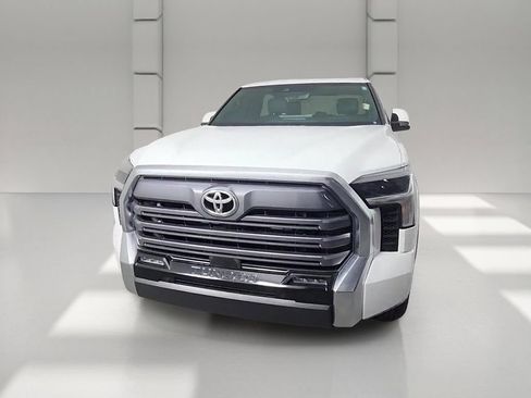 Used 2025 Toyota Tundra Limited AWD/4WD image 52