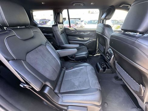 Used 2023 Jeep Grand Cherokee L Laredo AWD/4WD image 25