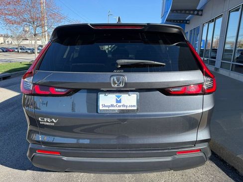 Used 2025 Honda CR-V EX image 14