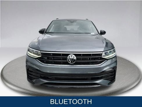 Used 2024 Volkswagen Tiguan SE R-Line image 8
