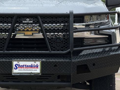 Used 2020 Chevrolet Silverado 1500 LT w/ Texas Edition AWD/4WD image 8