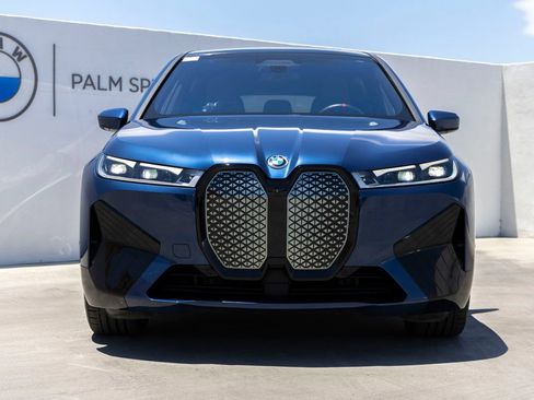 Used 2025 BMW iX M60 AWD/4WD image 4