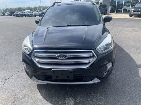 Used 2018 Ford Escape SEL image 3