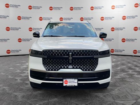 New 2026 Lincoln Navigator L Reserve AWD/4WD image 8
