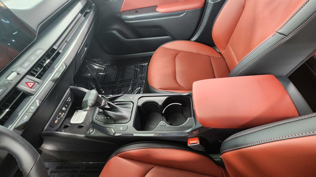 New 2026 Kia K4 GT-Line w/ GT-Line Premium Package FWD image 30