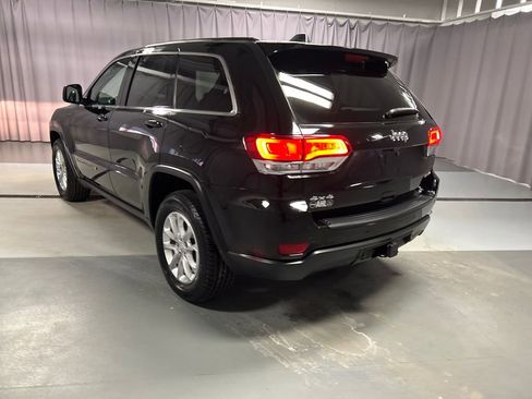 Used 2022 Jeep Grand Cherokee Laredo E image 5