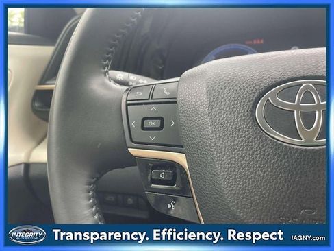 Used 2023 Toyota Crown AWD/4WD image 21