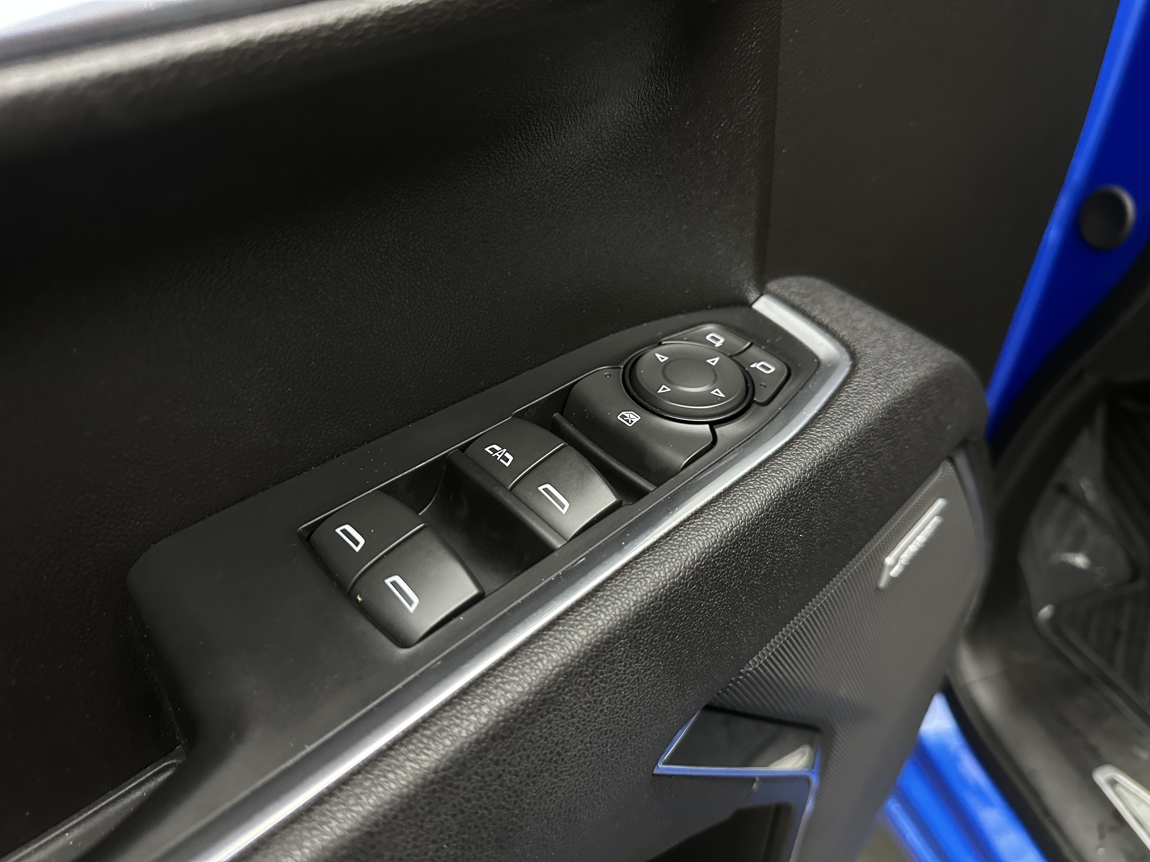 Used 2025 Chevrolet Silverado 1500 RST w/ Convenience Package II RWD image 15