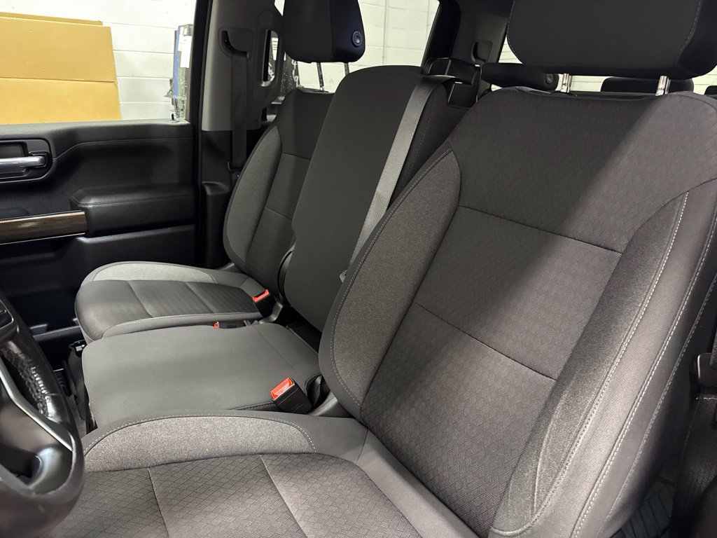 Used 2021 Chevrolet Silverado 1500 LT AWD/4WD image 17