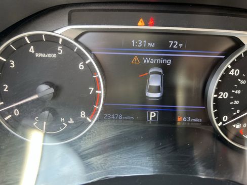 Used 2023 Nissan Altima 2.5 SR FWD image 22