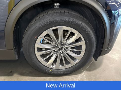 Certified 2024 MAZDA CX-90 Plug-In Hybrid w/ Preferred AWD/4WD image 17