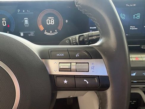 Used 2024 Hyundai Kona SEL AWD/4WD image 5