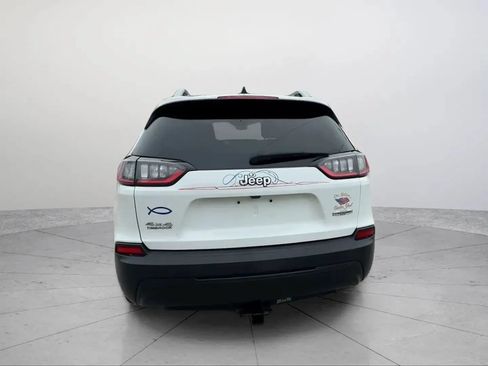 Used 2019 Jeep Cherokee Latitude w/ Cold Weather Group AWD/4WD image 10