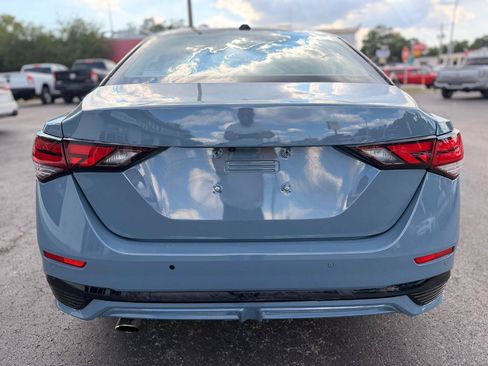 Used 2025 Nissan Sentra SR FWD image 8