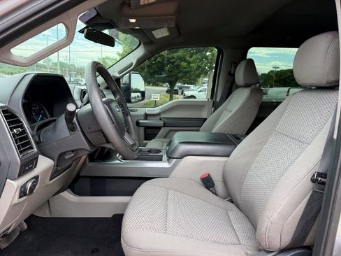 Used 2022 Ford F250 XLT w/ XLT Premium Package image 15