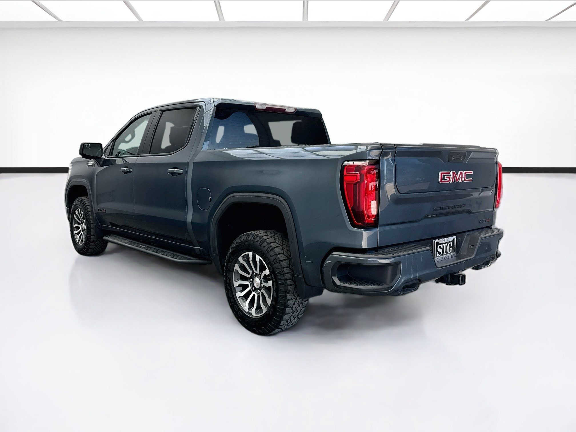 Used 2021 GMC Sierra 1500 AT4 AWD/4WD image 6