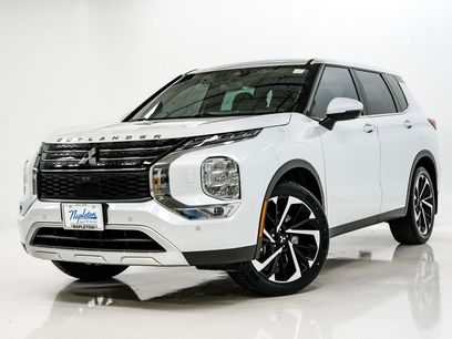 Used 2023 Mitsubishi Outlander SE