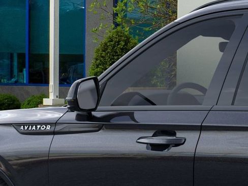 New 2026 Lincoln Aviator AWD image 21