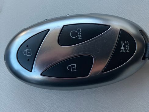 Used 2025 Hyundai Santa Fe Calligraphy image 36