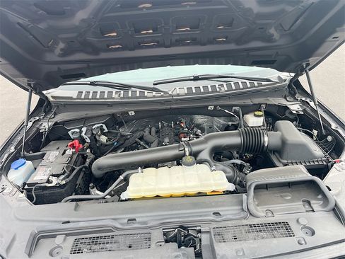 Used 2024 Ford Expedition Limited image 33