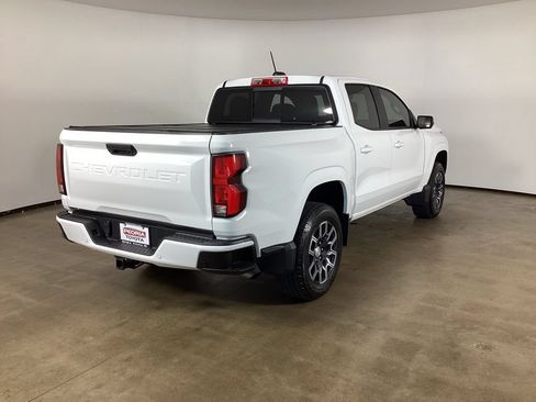 Used 2023 Chevrolet Colorado LT w/ LT Convenience Package III AWD/4WD image 5
