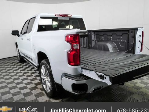 New 2026 Chevrolet Silverado 1500 High Country AWD/4WD image 32