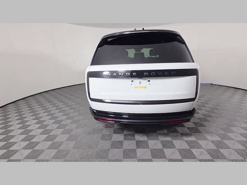 Used 2024 Land Rover Range Rover SE AWD/4WD image 43