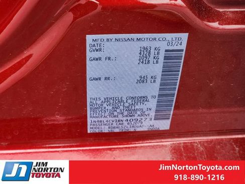 Used 2024 Nissan Altima 2.5 SR w/ SR Premium Package FWD image 34