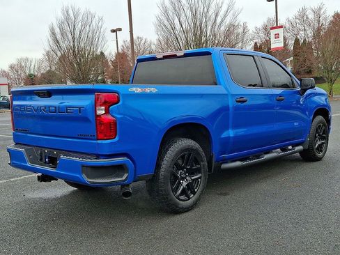 Used 2025 Chevrolet Silverado 1500 Custom w/ Turbomax Blackout Package image 9