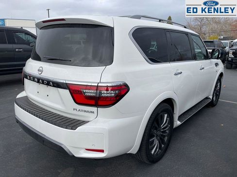 Used 2022 Nissan Armada Platinum w/ Captain's Chairs Package image 4