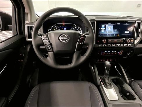 New 2026 Nissan Frontier SV w/ SV Convenience Package RWD image 23