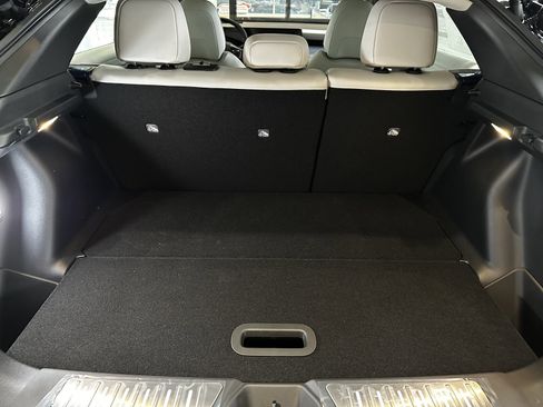 New 2026 Nissan Leaf Platinum+ w/ Illuminated Package image 16