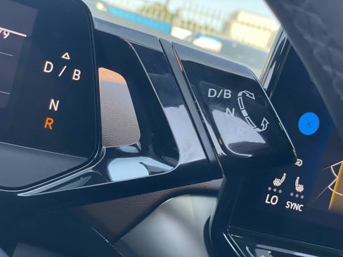 Certified 2023 Volkswagen ID.4 Pro RWD image 19