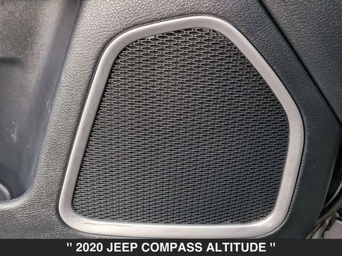 Used 2020 Jeep Compass Latitude image 14