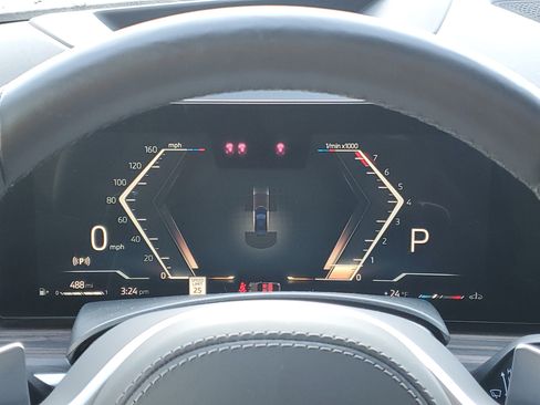 Certified 2025 BMW X6 xDrive40i w/ Executive Package image 15