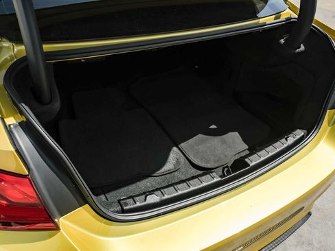 Used 2015 BMW M4 Coupe RWD image 54