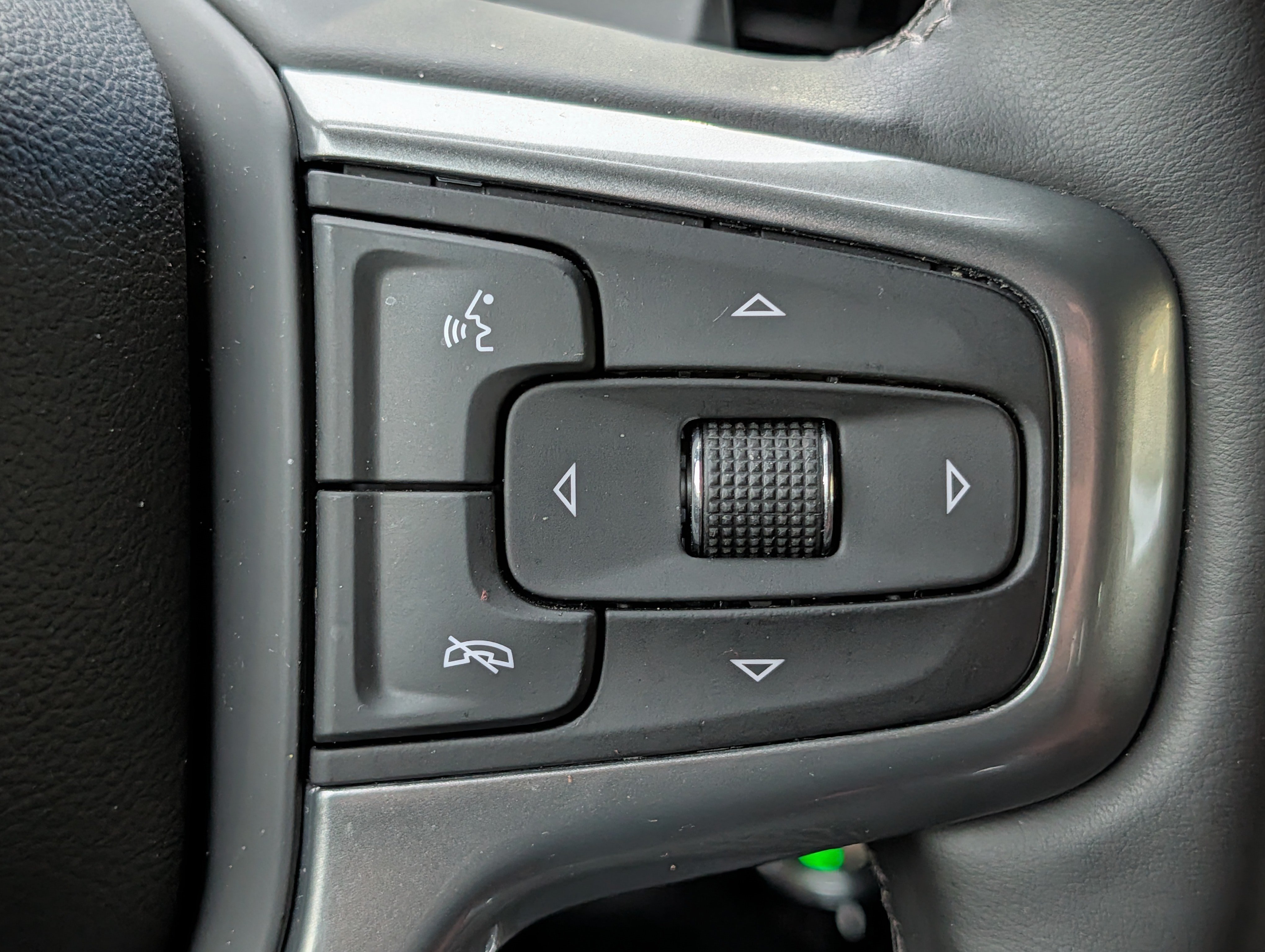 Used 2026 Chevrolet Silverado 1500 RST w/ Safety Package AWD/4WD image 24