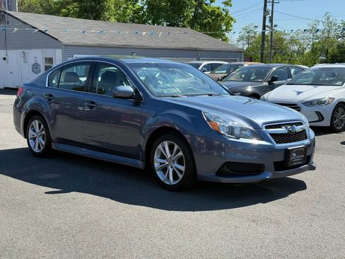 Used 2014 Subaru Legacy 2.5i Premium AWD/4WD image 14