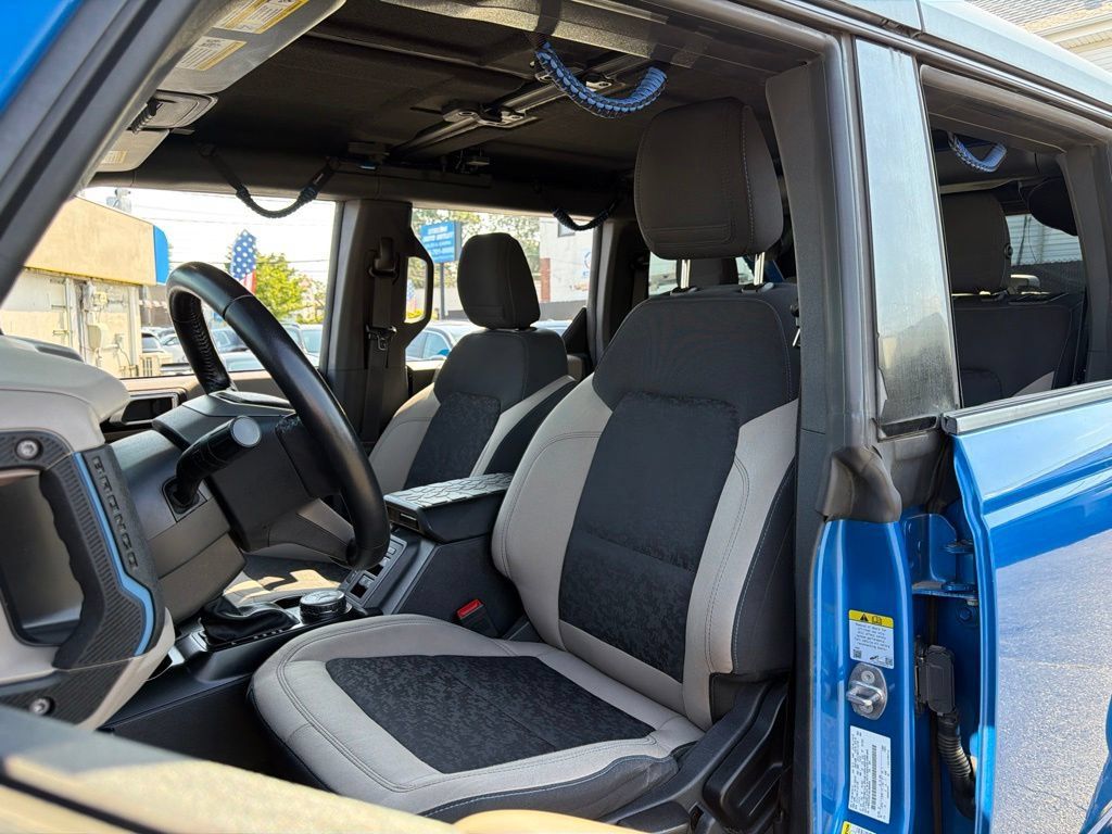 Used 2022 Ford Bronco Wildtrak AWD/4WD image 17