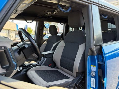 Used 2022 Ford Bronco Wildtrak AWD/4WD image 17