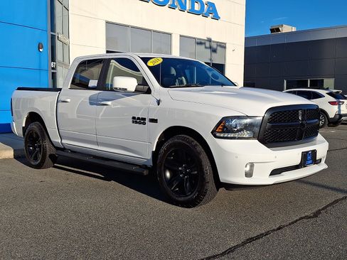 Used 2018 RAM 1500 Sport w/ Convenience Group AWD/4WD image 3