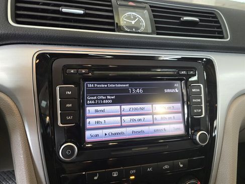 Used 2013 Volkswagen Passat TDI SE FWD image 24