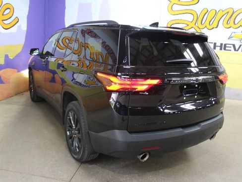 Used 2022 Chevrolet Traverse RS w/ LPO, Floor Liner Package AWD/4WD image 6
