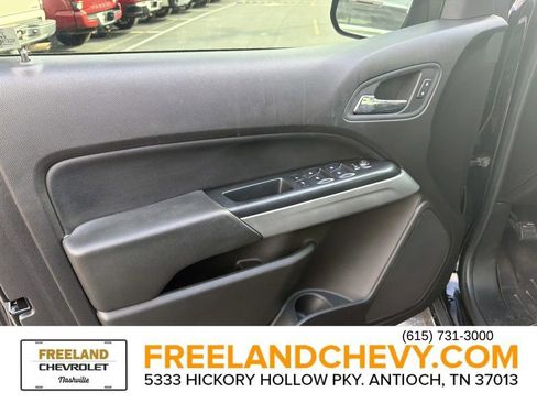 Used 2015 Chevrolet Colorado LT w/ Luxury Package image 27