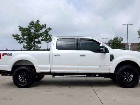 Used 2017 Ford F250 Lariat w/ Tow Technology Bundle AWD/4WD image 15
