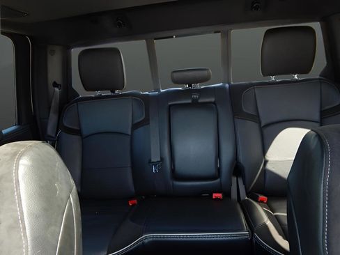 Used 2024 RAM 3500 Laramie w/ Night Edition image 20